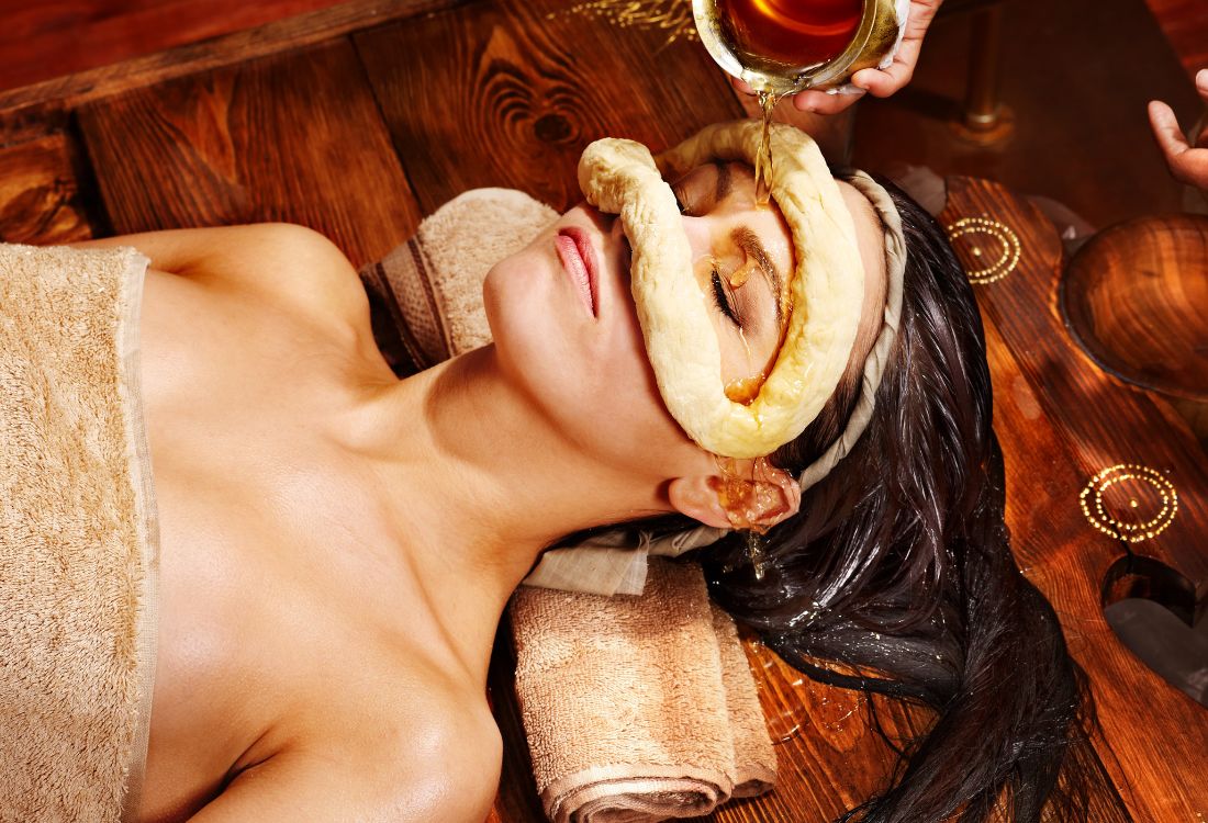 Netra Prakshalanam Ayurvedic Eye Cleansing Kerala