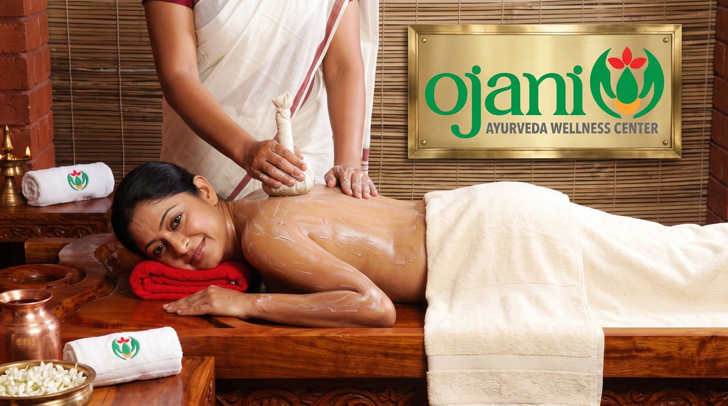 Navarakkizhi Rice Bundle Massage Kerala